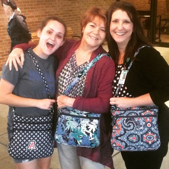 Meet your Posher, Monica - Picture 7 of 7